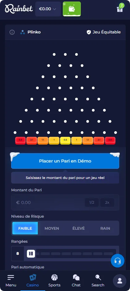 Interface du jeu Plinko à faible risque affichant des multiplicateurs allant de 0,5x à 5,6x.